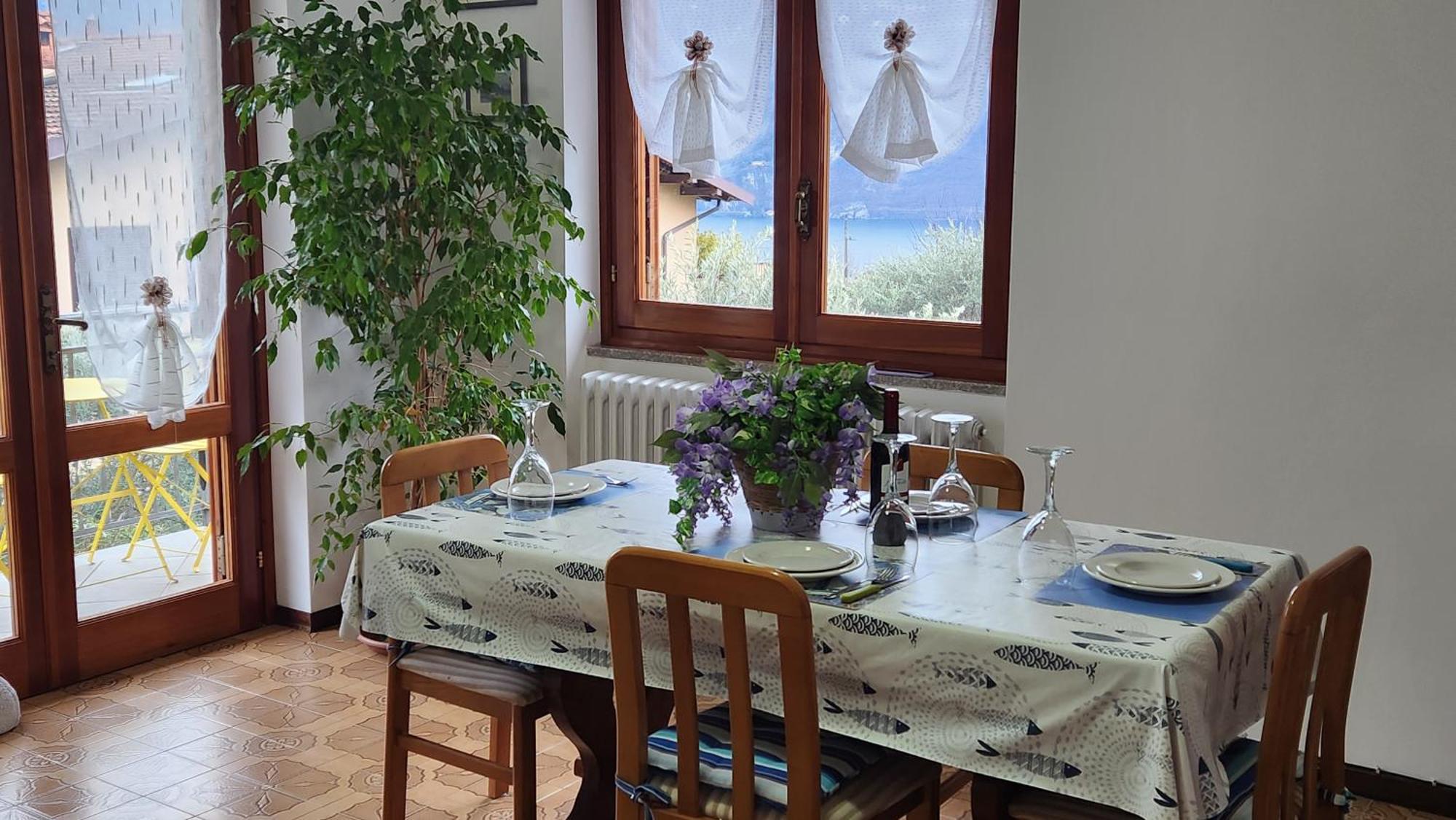 Apartment L'Ulivo Lake View Private Road 5 Kilometers From Varenna Льєрна Екстер'єр фото