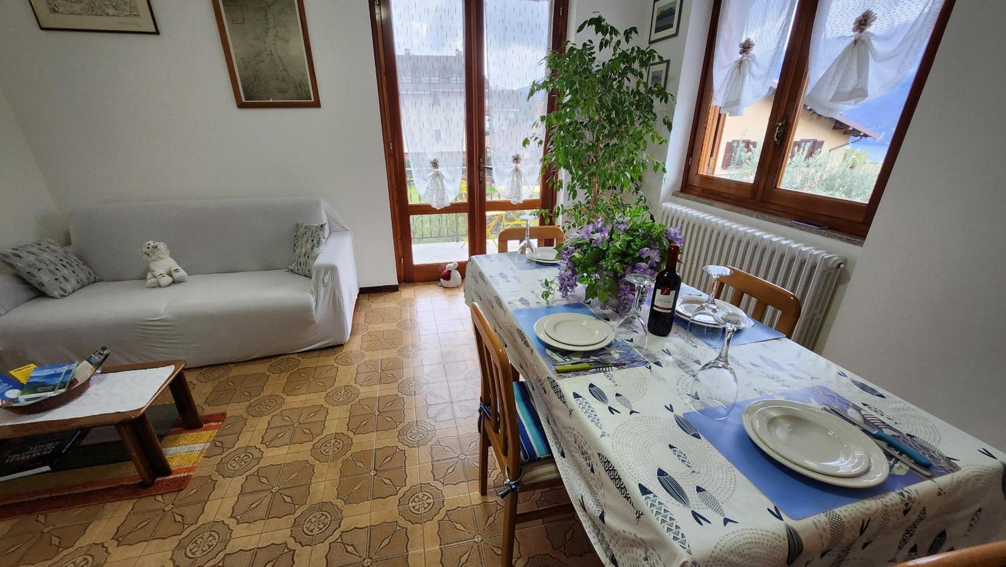 Apartment L'Ulivo Lake View Private Road 5 Kilometers From Varenna Льєрна Екстер'єр фото